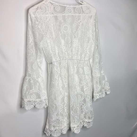Floral Lace Hollow Crochet swimsuit cover-up - Picture 10 of 11
